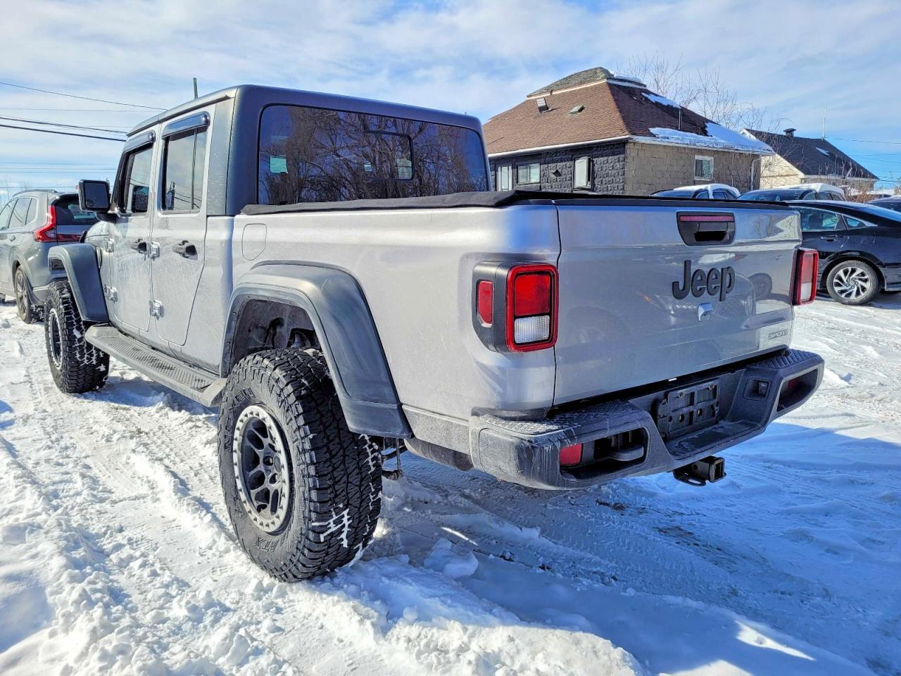 2020 Jeep Gladiator Sport