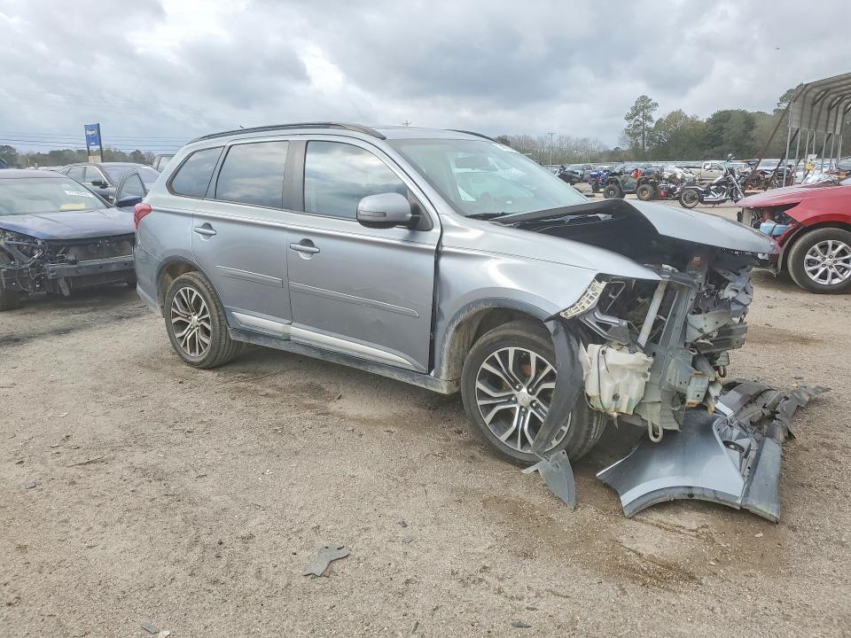 2016 Mits Outlander es