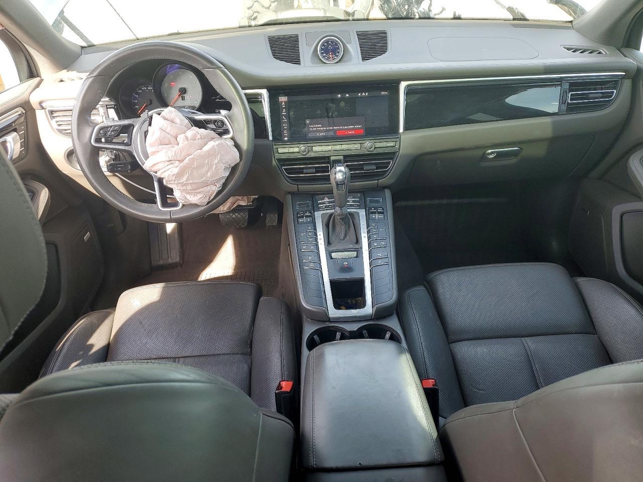 2020 Porsche Macan s