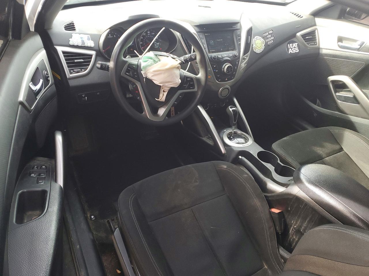 2016 Hyundai Veloster Base