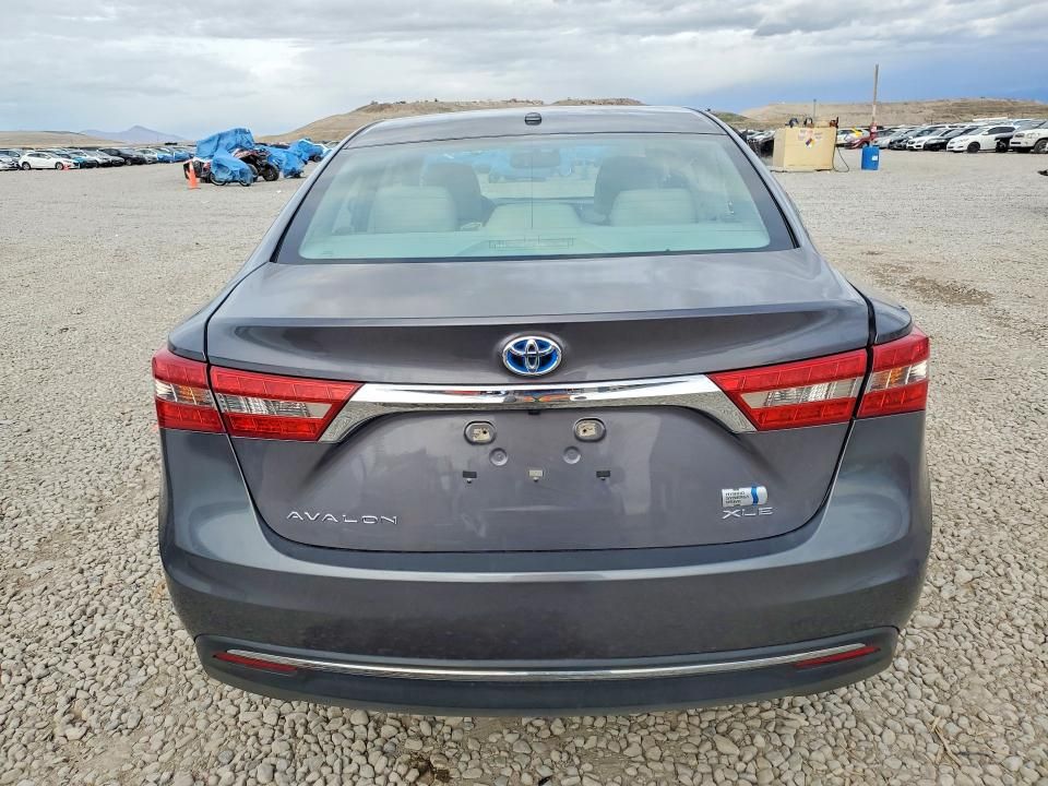 2016 Toyota Avalon Hybrid