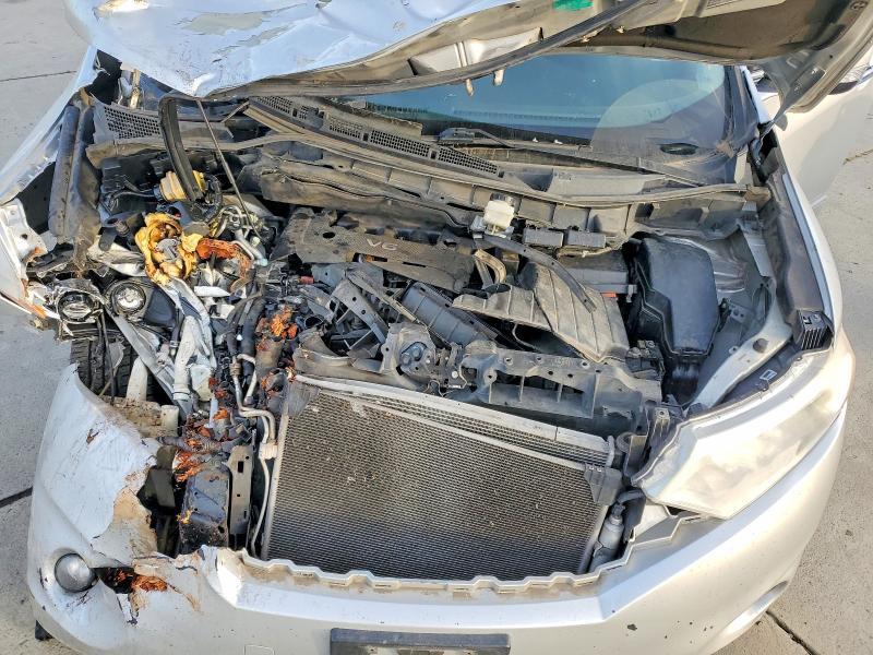 2013 Nissan Quest s