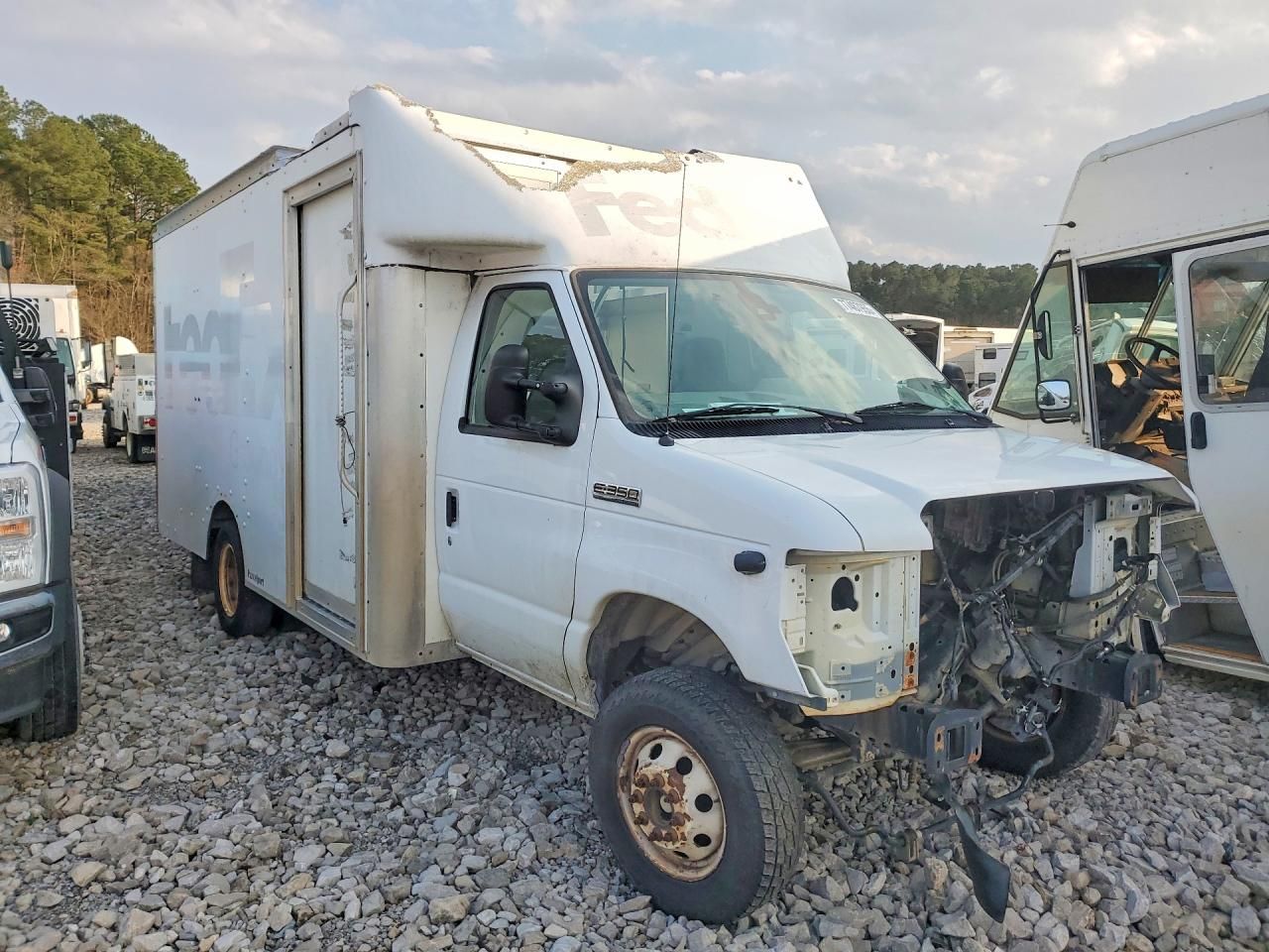 2021 Ford E350 Delivery Truck