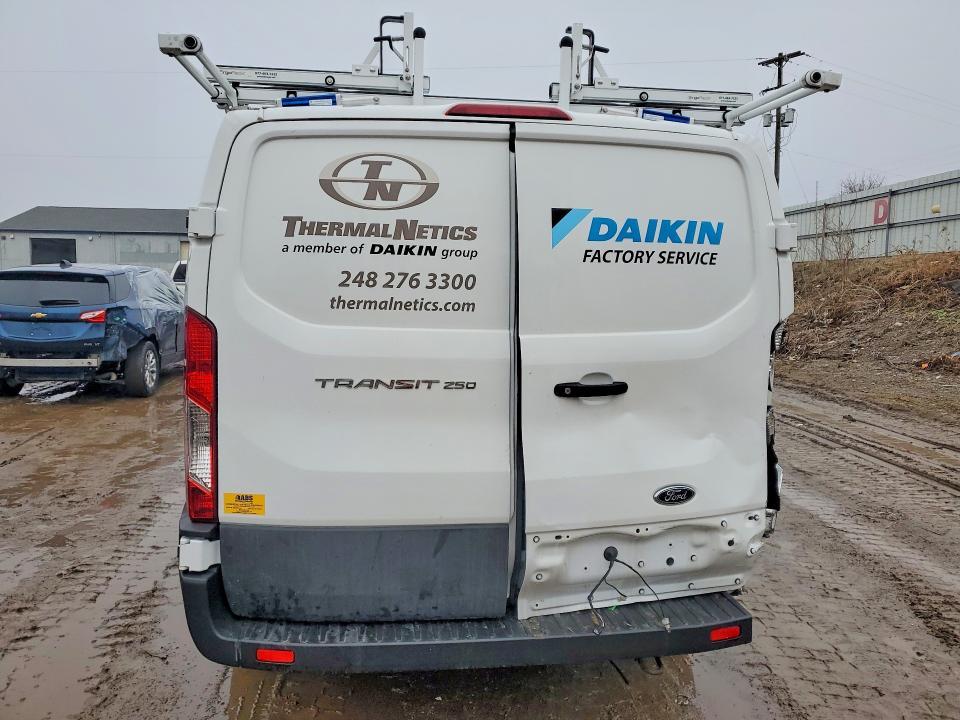 2023 Ford Transit T-250