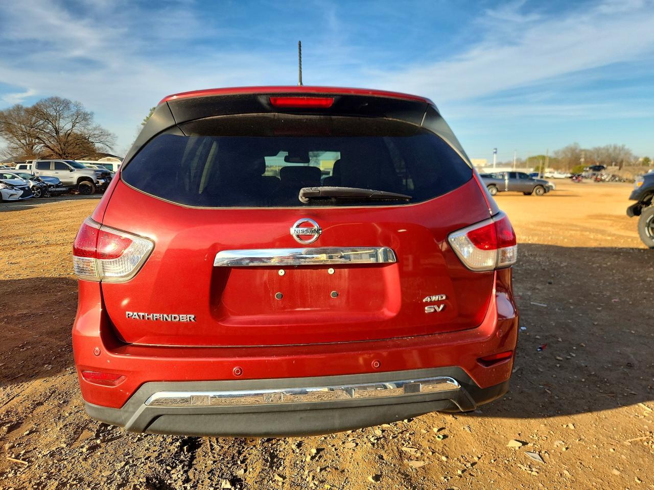 2016 Nissan Pathfinder s