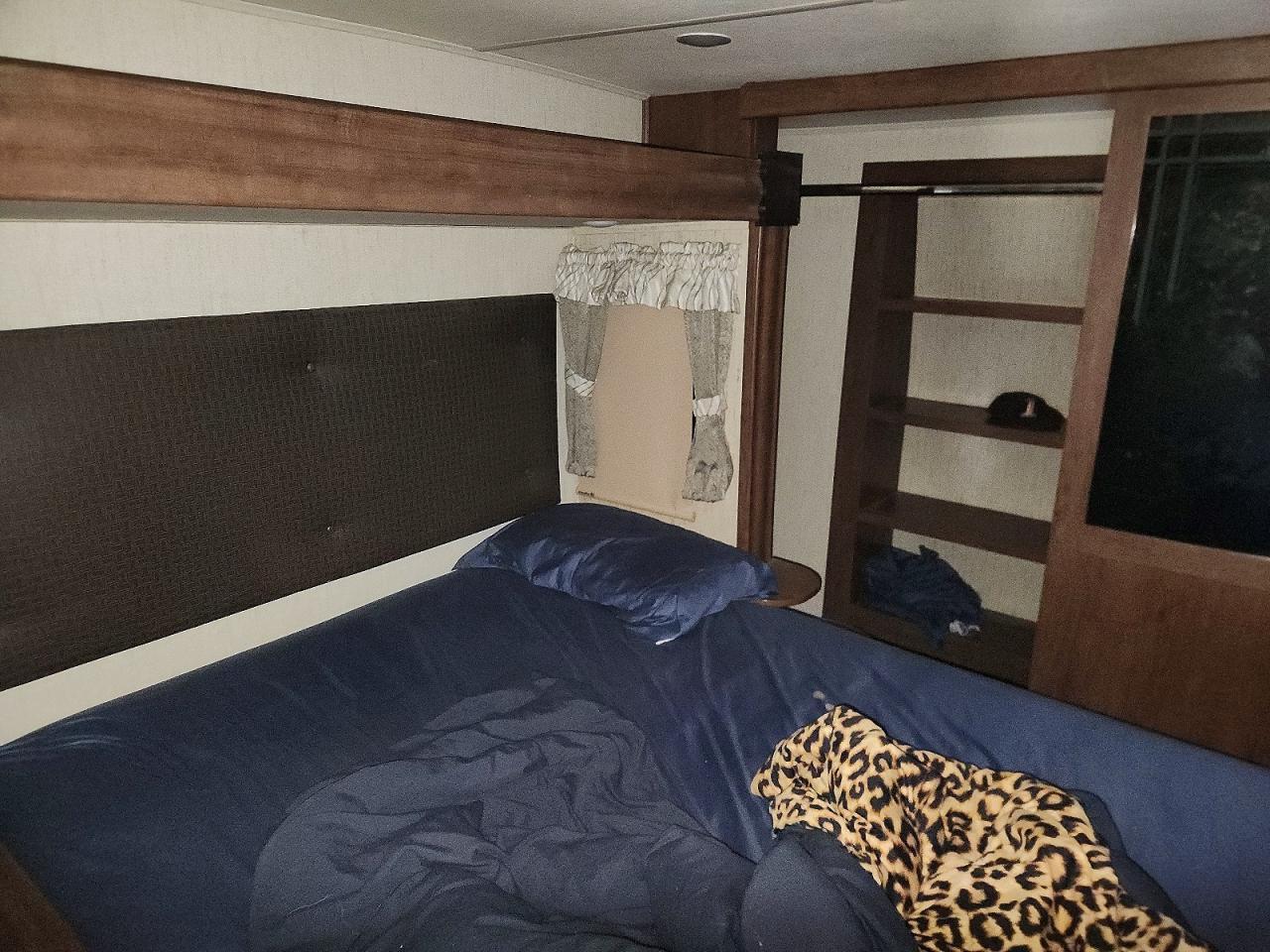 2019 Wildwood 2019 Forest River Sierra Towables Camper