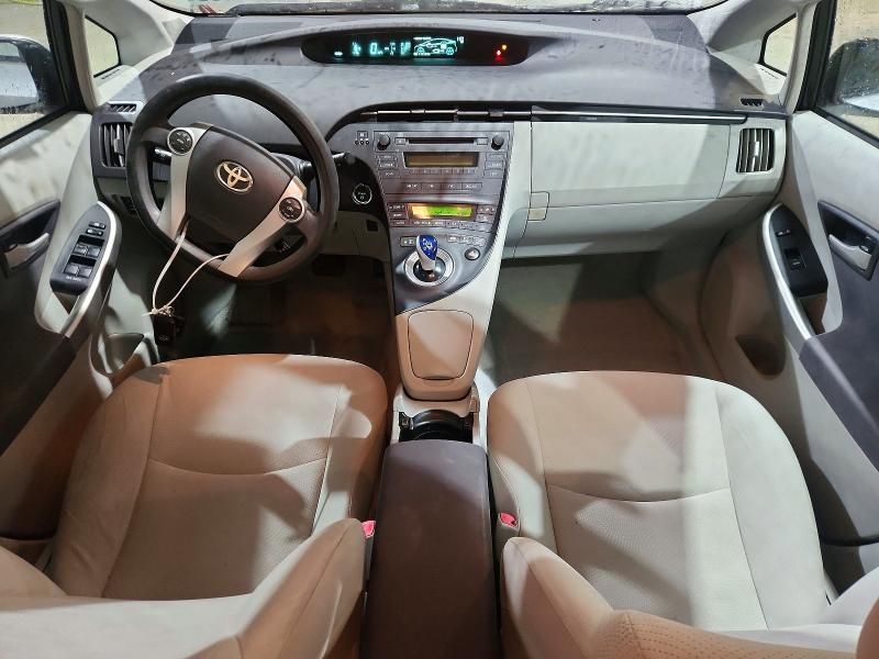 2010 Toyota Prius ii