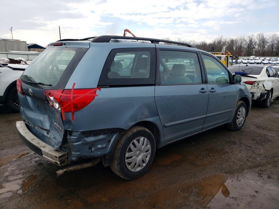 2006 Toyota Sienna ce 7 Passenger