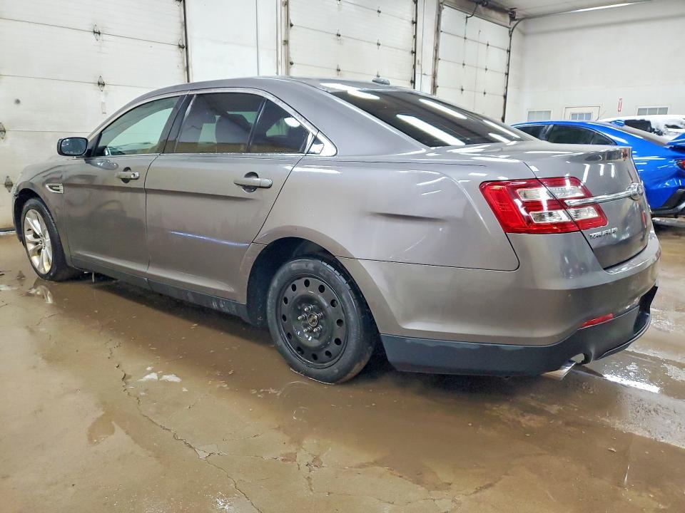2013 Ford Taurus sel