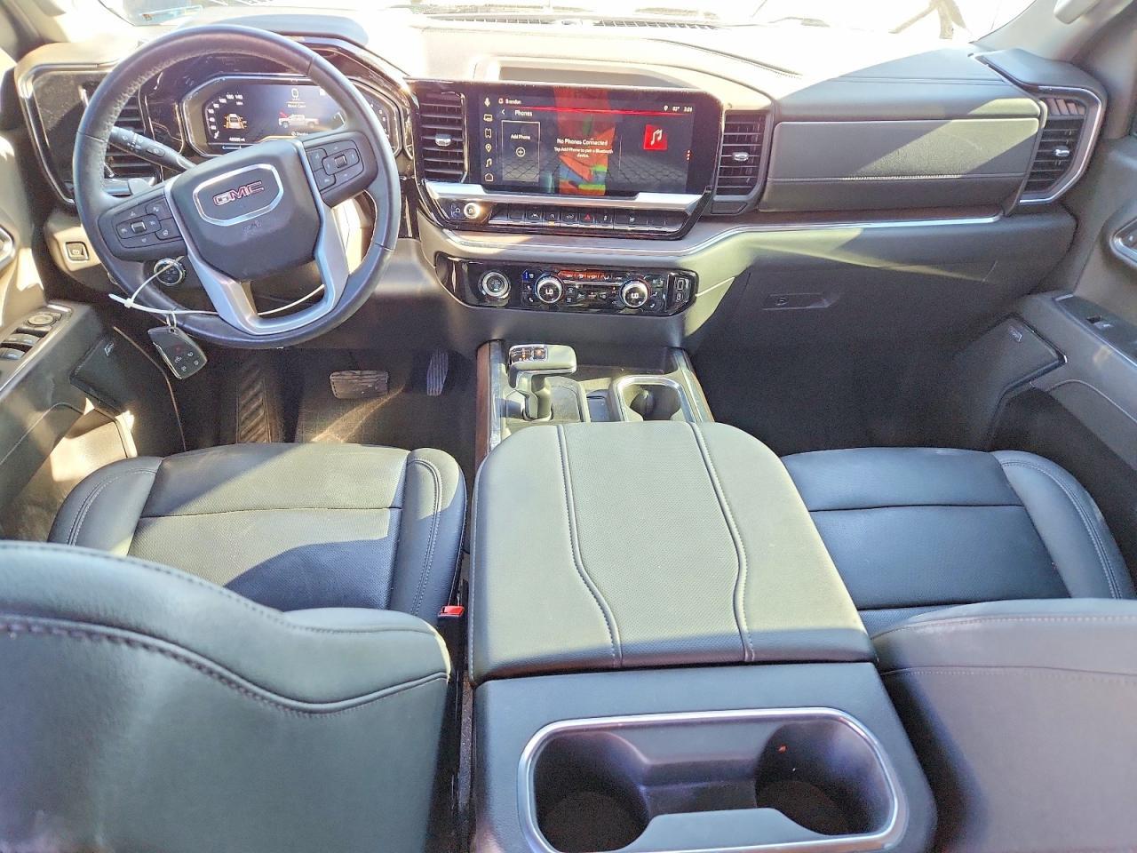 2023 GMC Sierra K1500 SLT