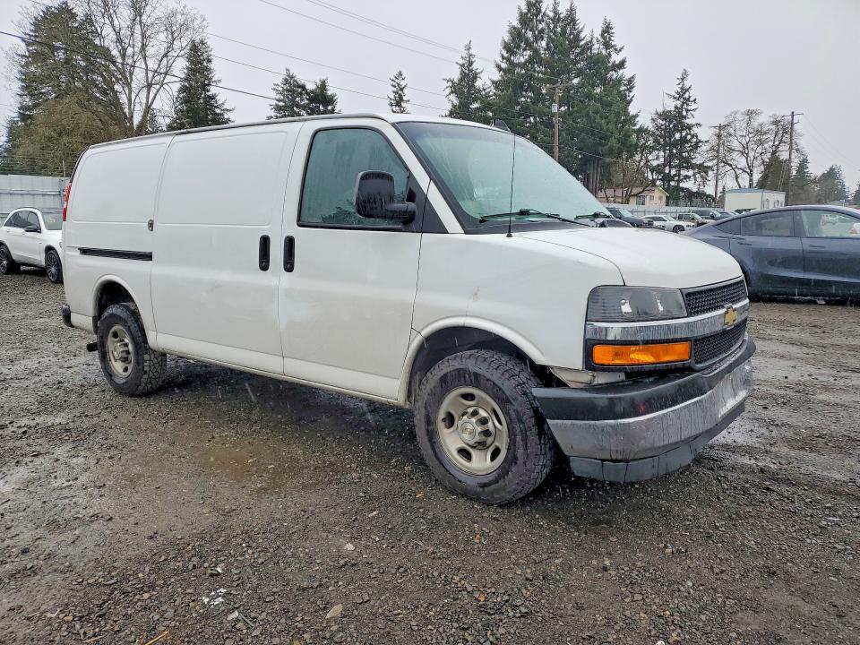 2020 Chevrolet Express 2500 Cargo Utility / Service van
