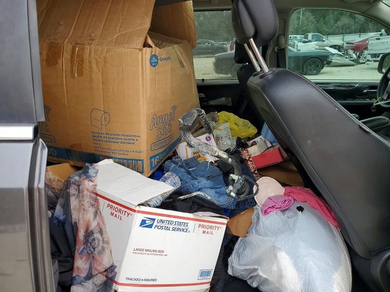 2015 Chrysler Town & Country Touring