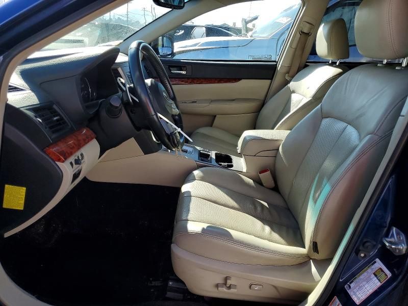 2010 Subaru Outback 2.5i Limited