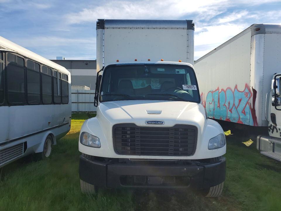 2022 Freigliner 2022 Freightliner Business Class M2 BOX Truck