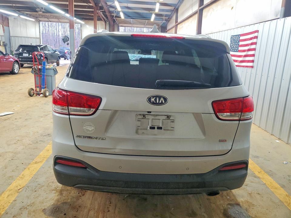 2016 KIA Sorento lx