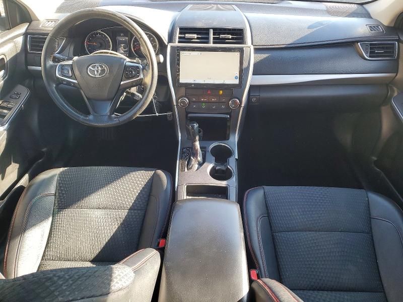 2015 Toyota Camry le