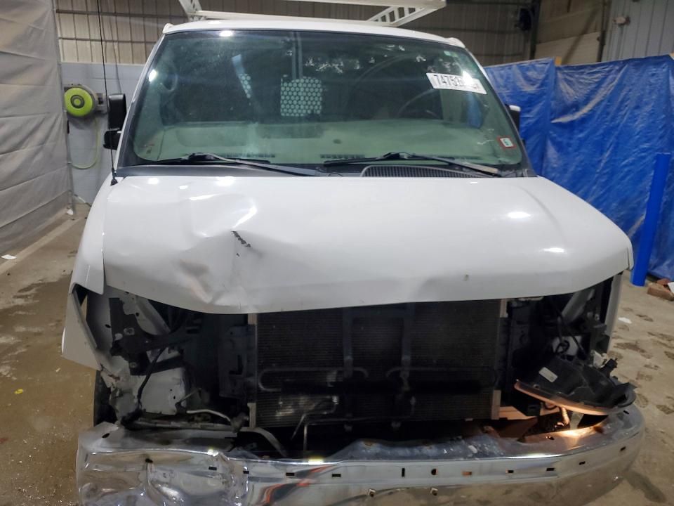 2015 GMC Savana G2500 Utility / Service Van