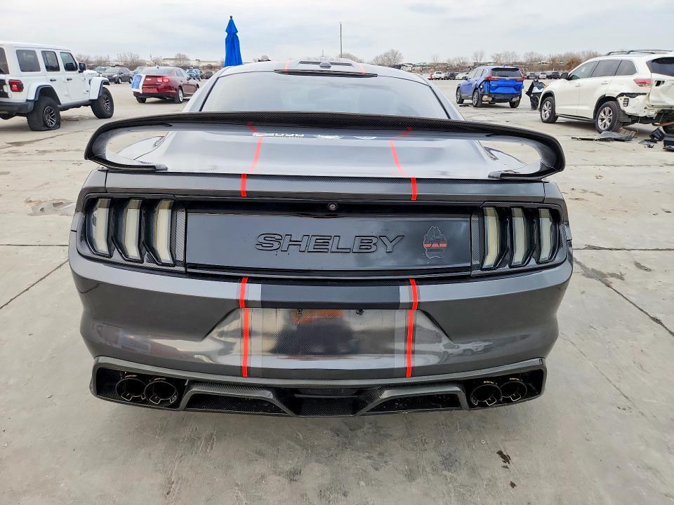 2017 Ford Mustang gt