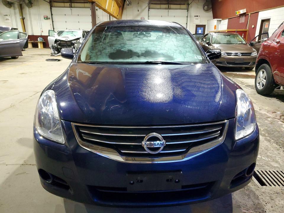 2010 Nissan Altima Base