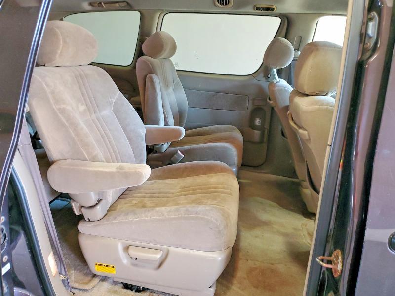 2001 Toyota Sienna le