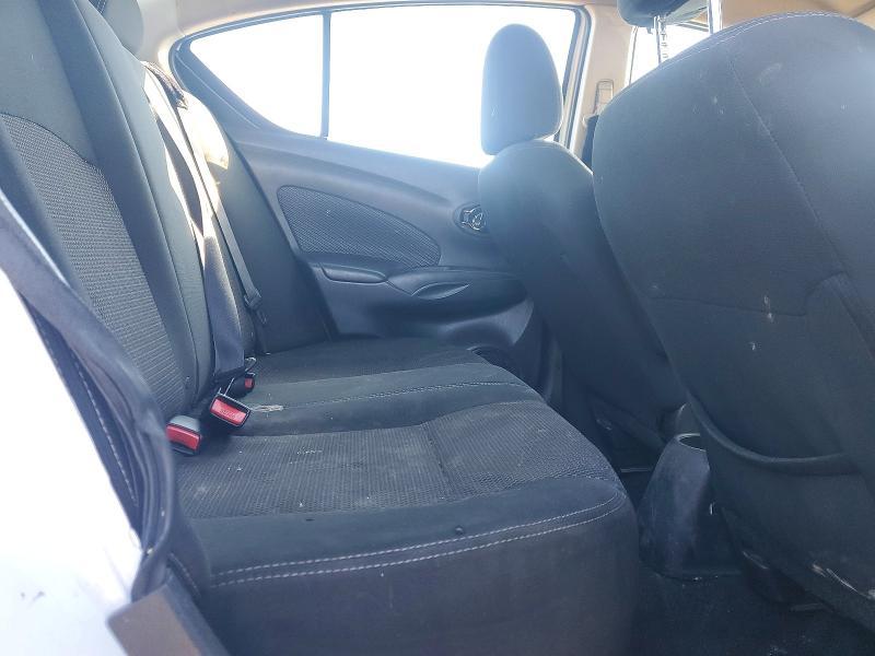 2017 Nissan Versa 1.6 sv
