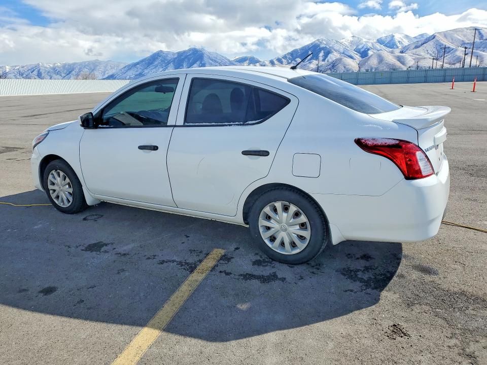 2016 Nissan Versa s