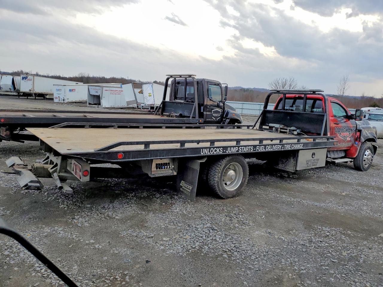 2019 Chev Rolet Silverado Rollback Truck