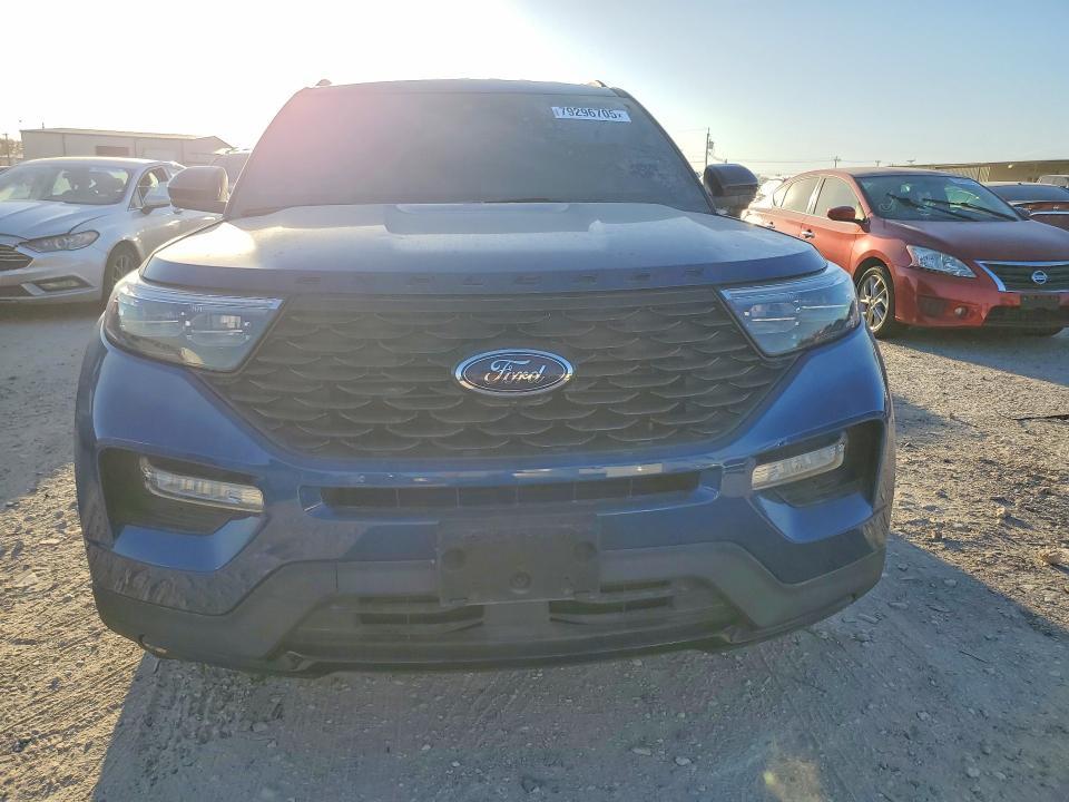 2023 Ford Explorer St-line