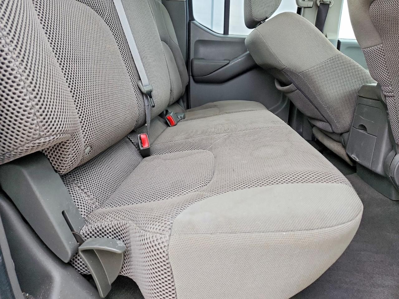 2008 Nissan Frontier Crew Cab LE