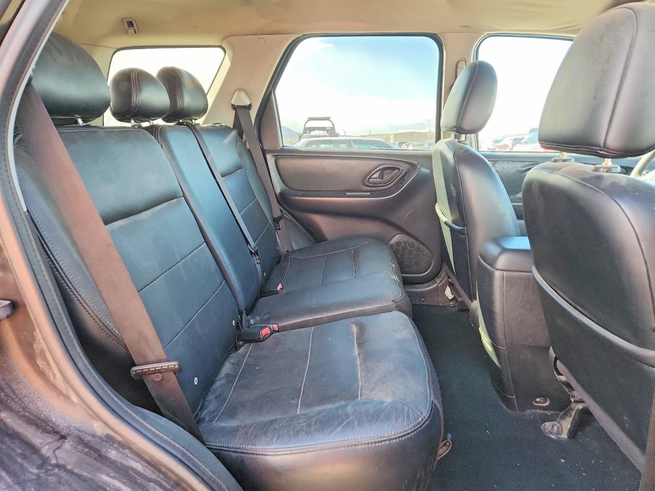 2005 Ford Escape Limited
