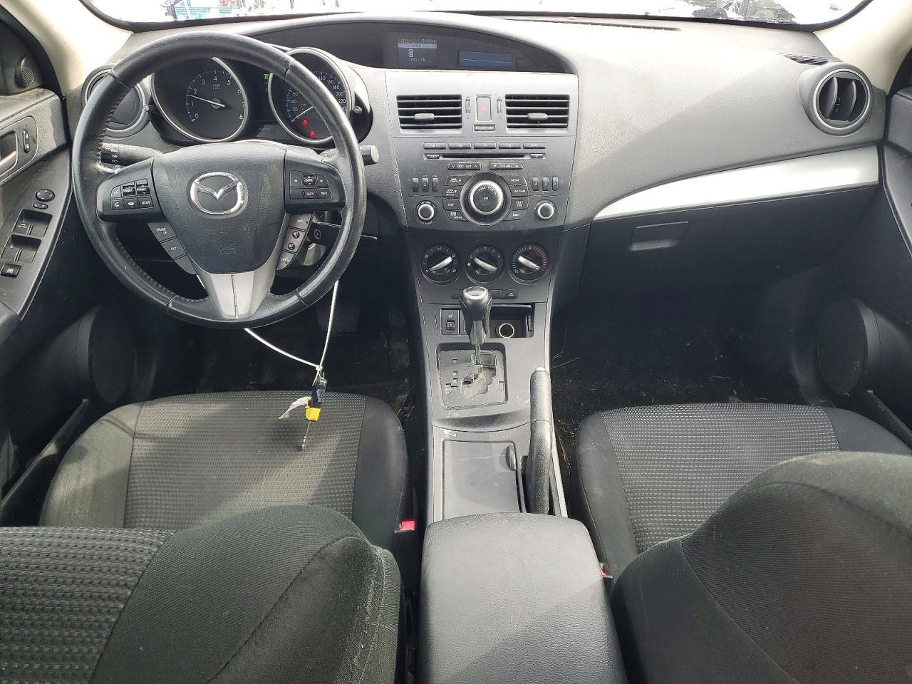 2013 Mazda 3 I
