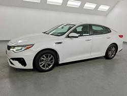 KIA Optima lx Vehiculos salvage en venta: 2020 KIA Optima lx