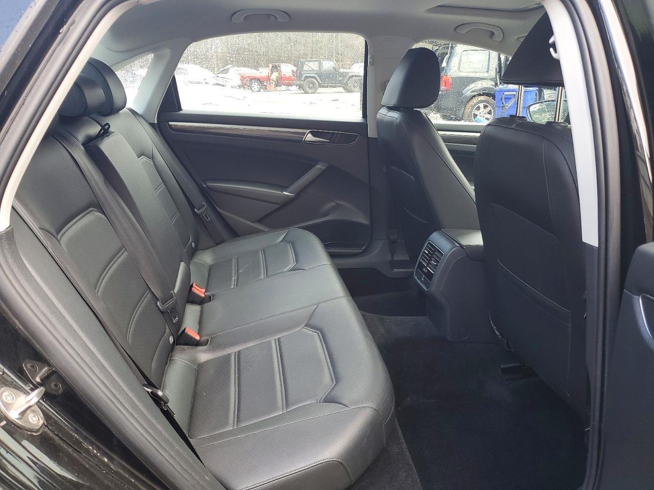 2016 Volkswagen Passat se