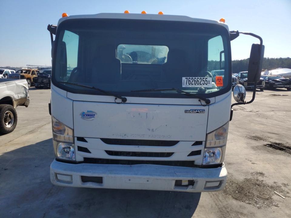 2017 Isuzu Npr hd