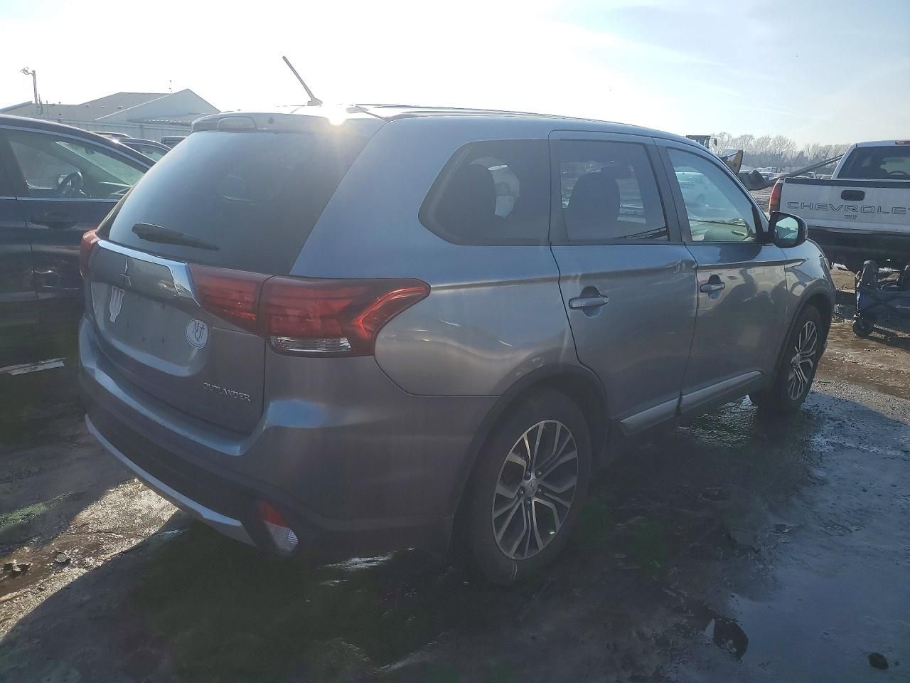2016 Mitsubishi Outlander es