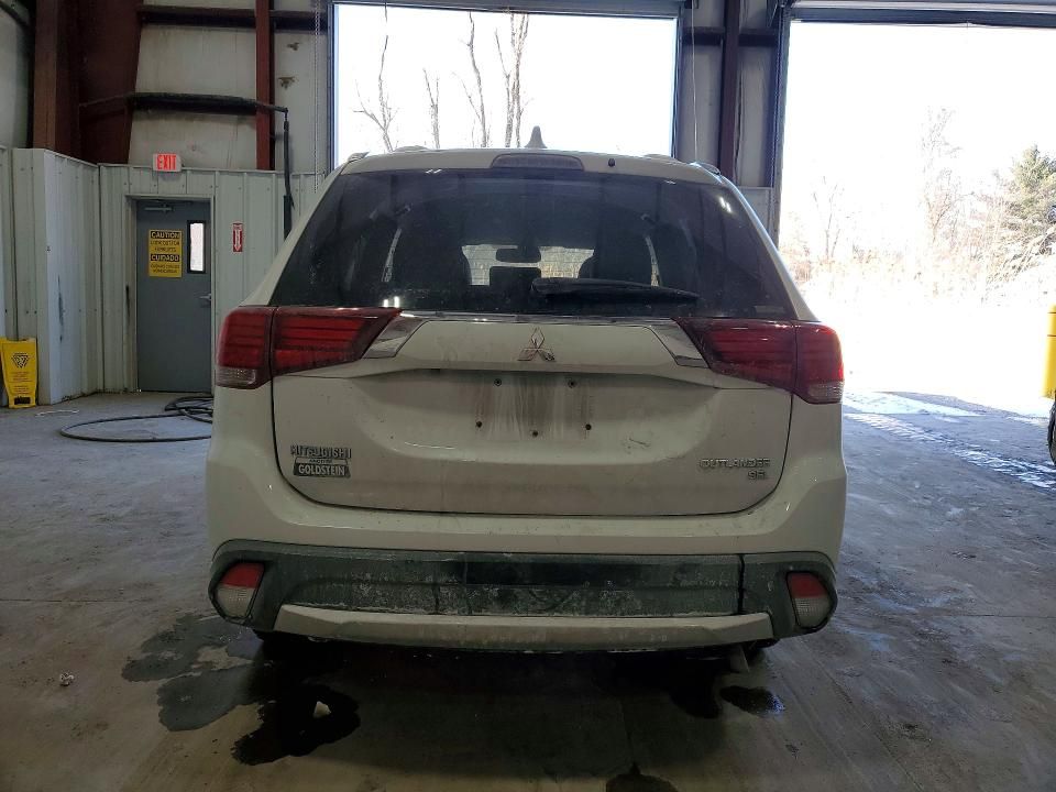 2017 Mitsubishi Outlander se