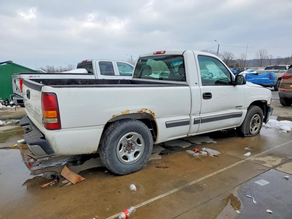 2002 Chevrolet Silverado C1500