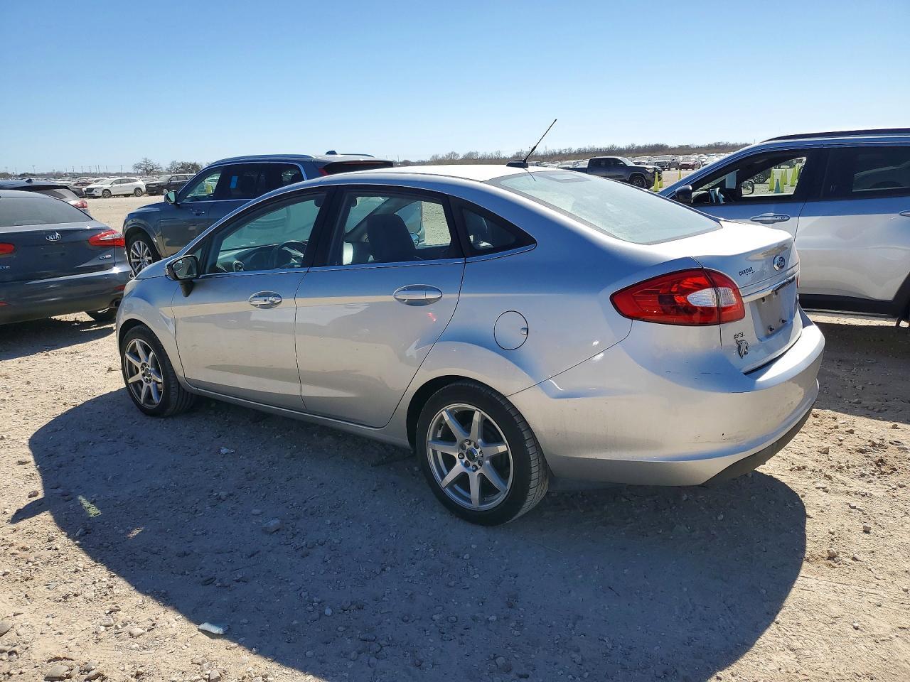 2012 Ford Fiesta sel
