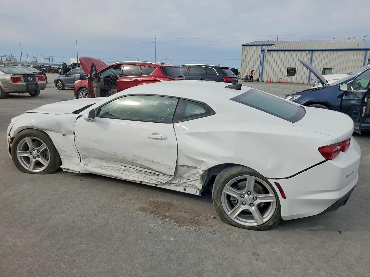 2023 Chevrolet Camaro ls