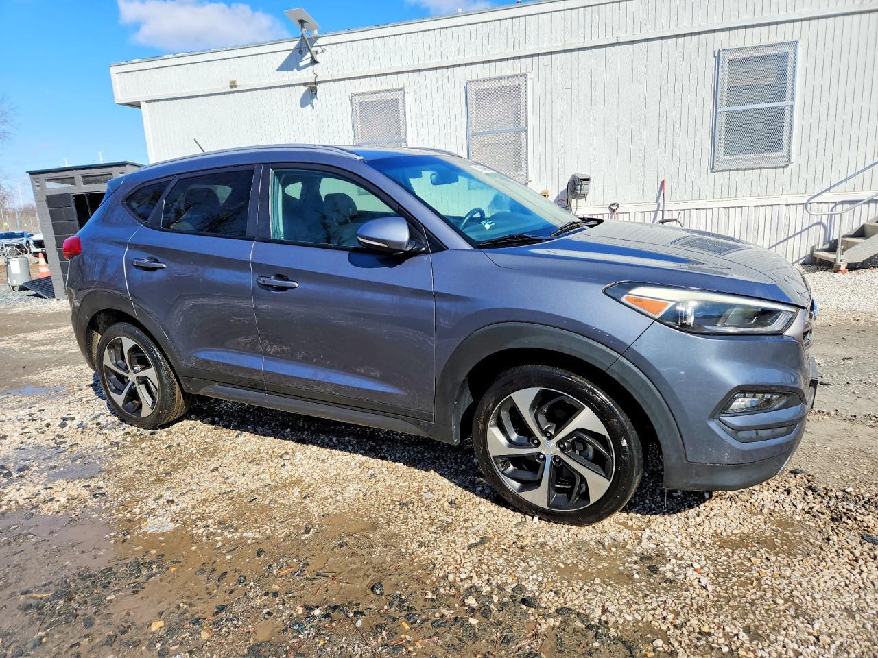 2016 Hyundai Tucson Sport