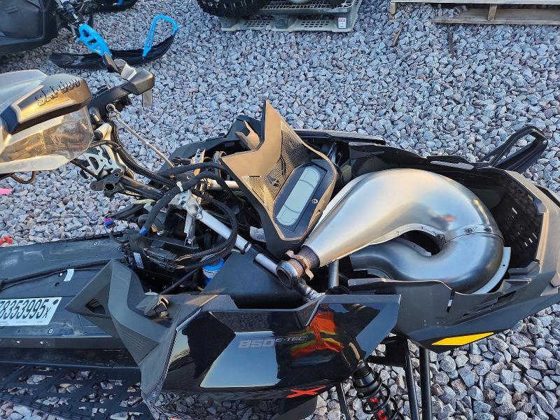 2021 Skidoo MXZ X 850 E-TEC E.S