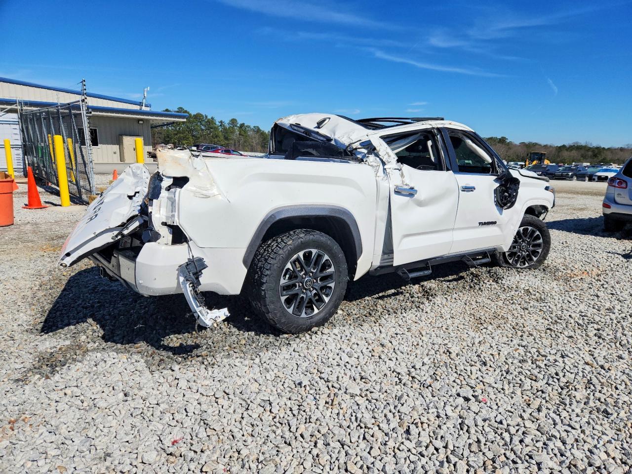 2024 Toyota Tundra Limited HV