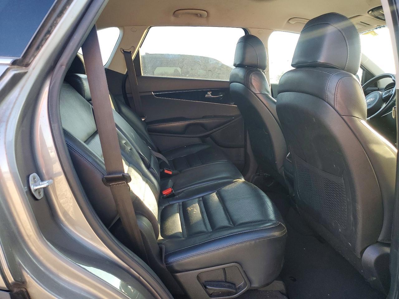2017 KIA Sorento lx