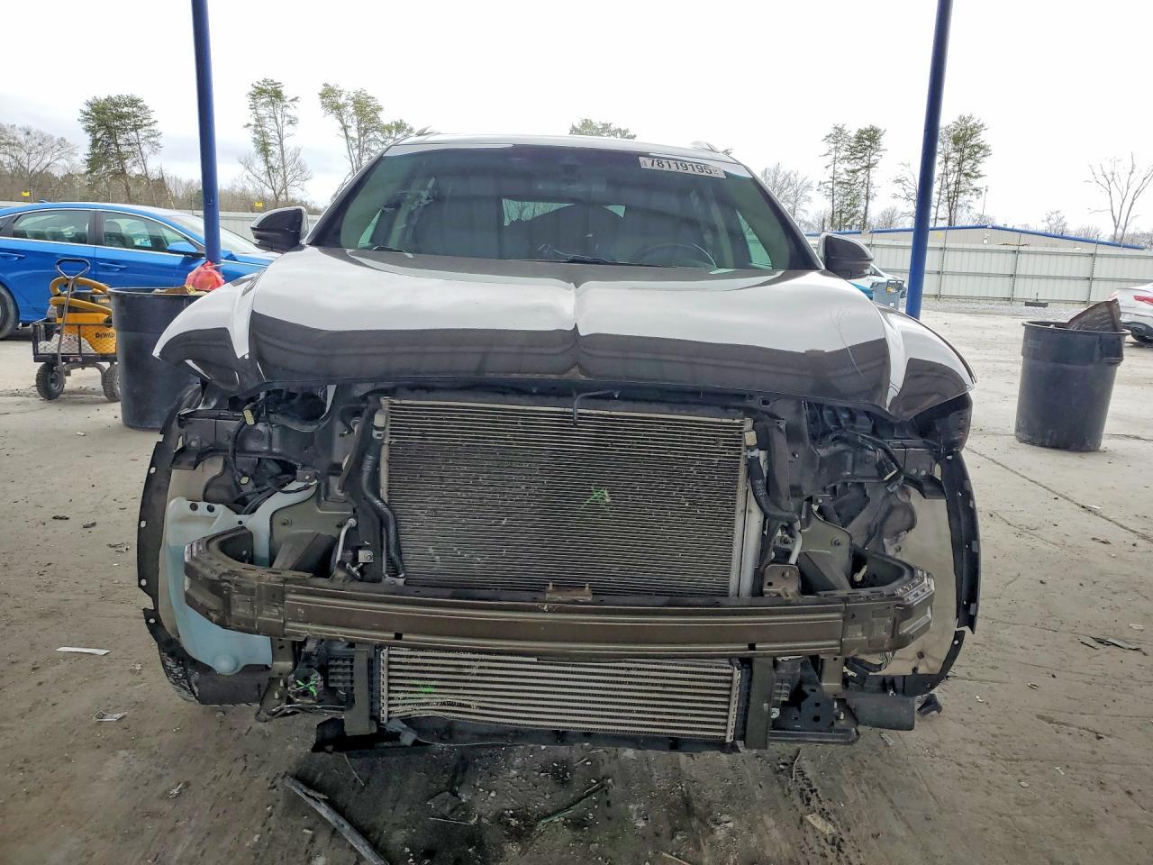 2019 Lincoln Nautilus Select