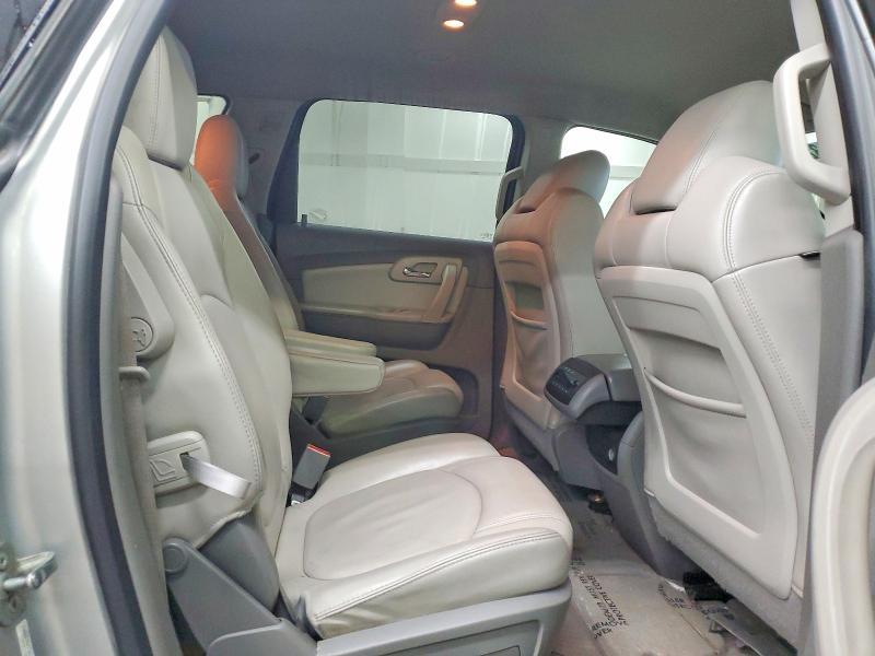 2011 Chevrolet Traverse lt
