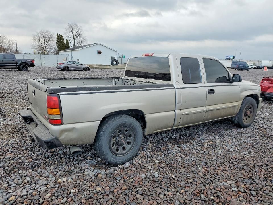 2005 GMC New Sierra C1500