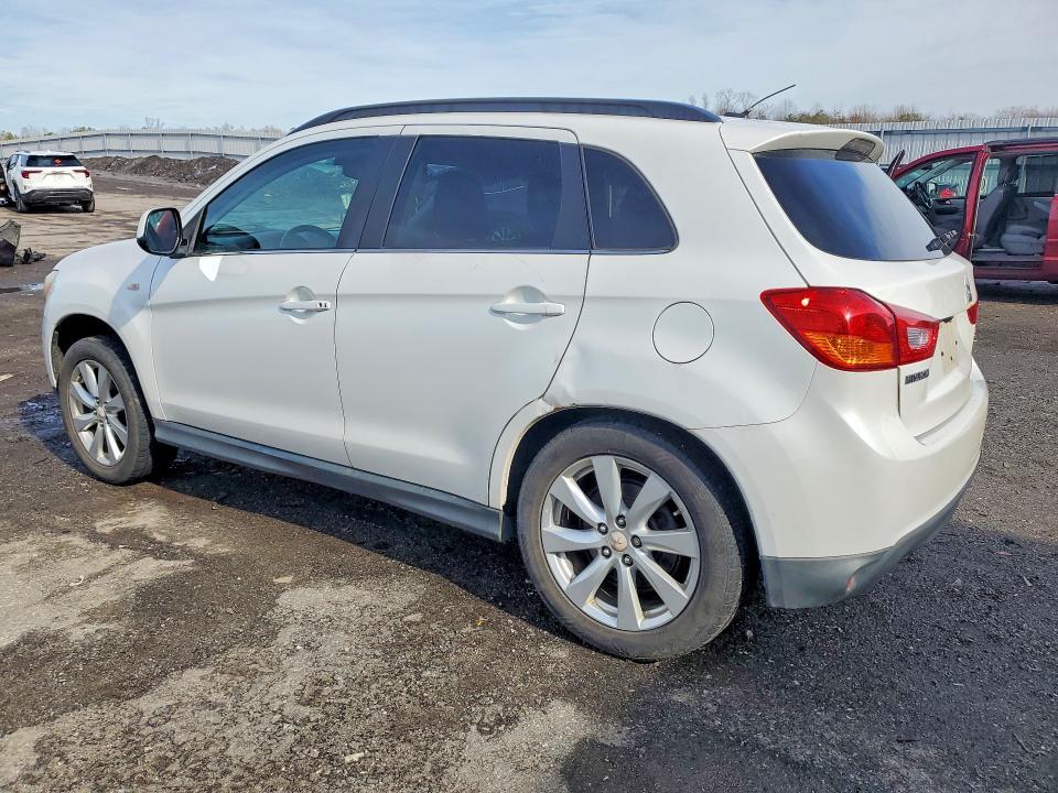 2013 Mitsubishi Outlander Sport se
