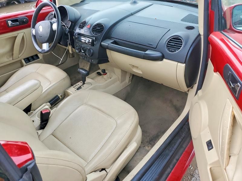 2009 Volkswagen New Beetle s