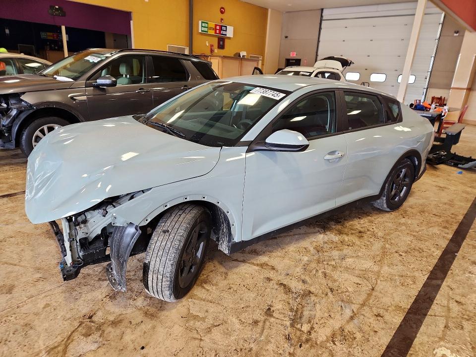 2025 KIA K4 lx