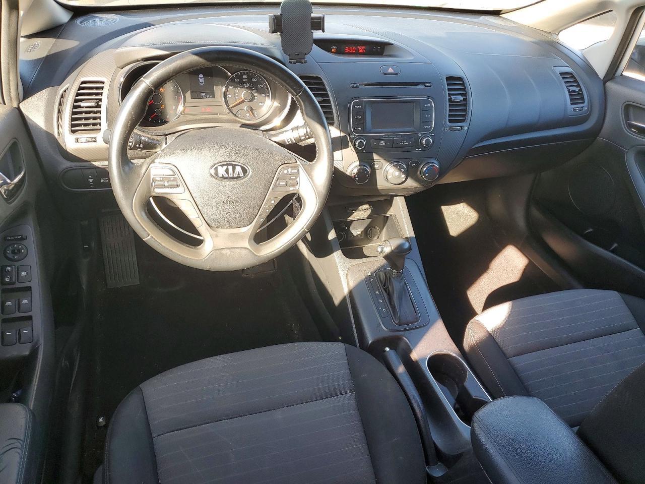 2016 KIA Forte fe